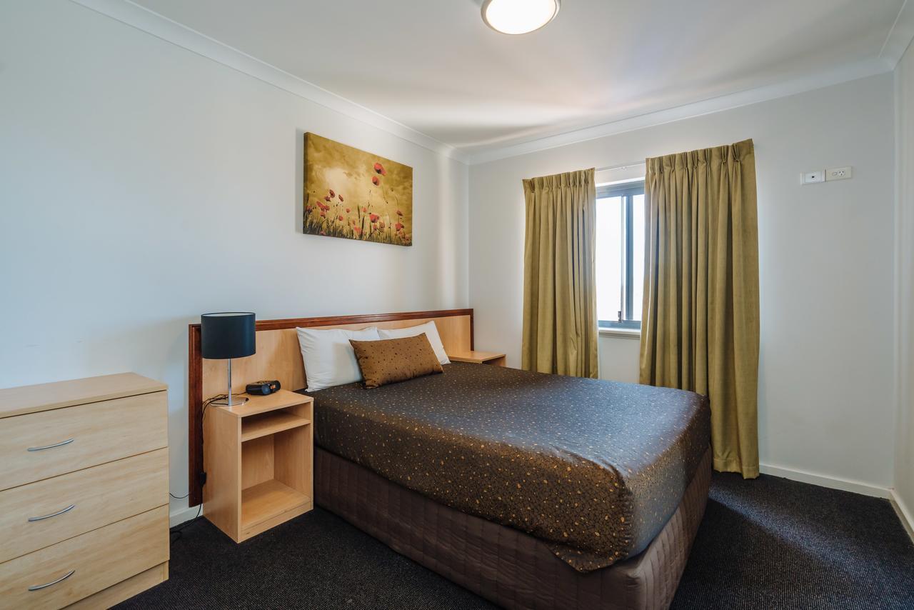 Canning Bridge Auto Lodge เพิร์ท ภายนอก รูปภาพ