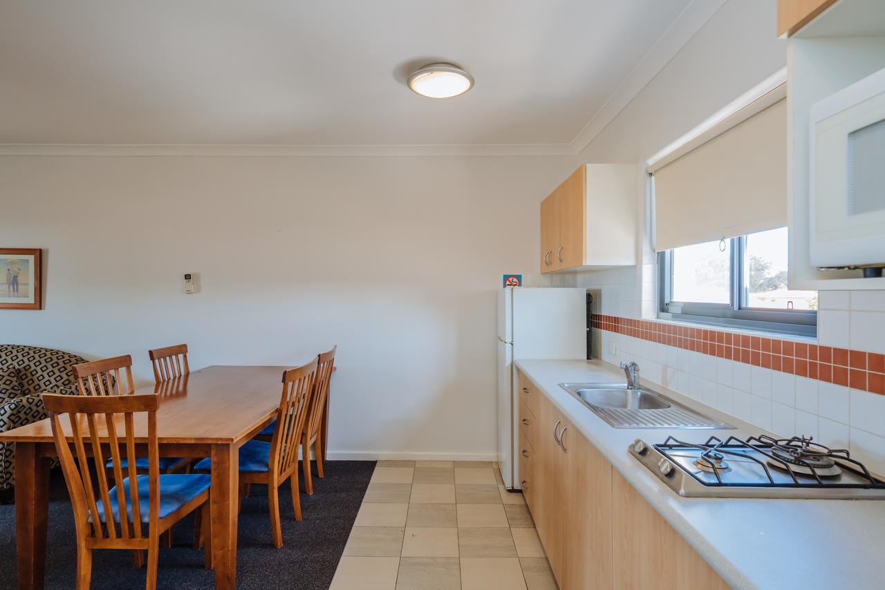 Canning Bridge Auto Lodge เพิร์ท ภายนอก รูปภาพ