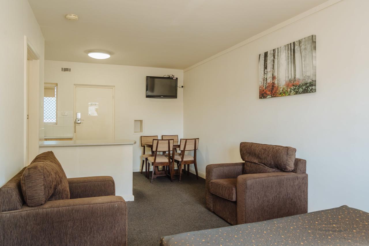 Canning Bridge Auto Lodge เพิร์ท ภายนอก รูปภาพ