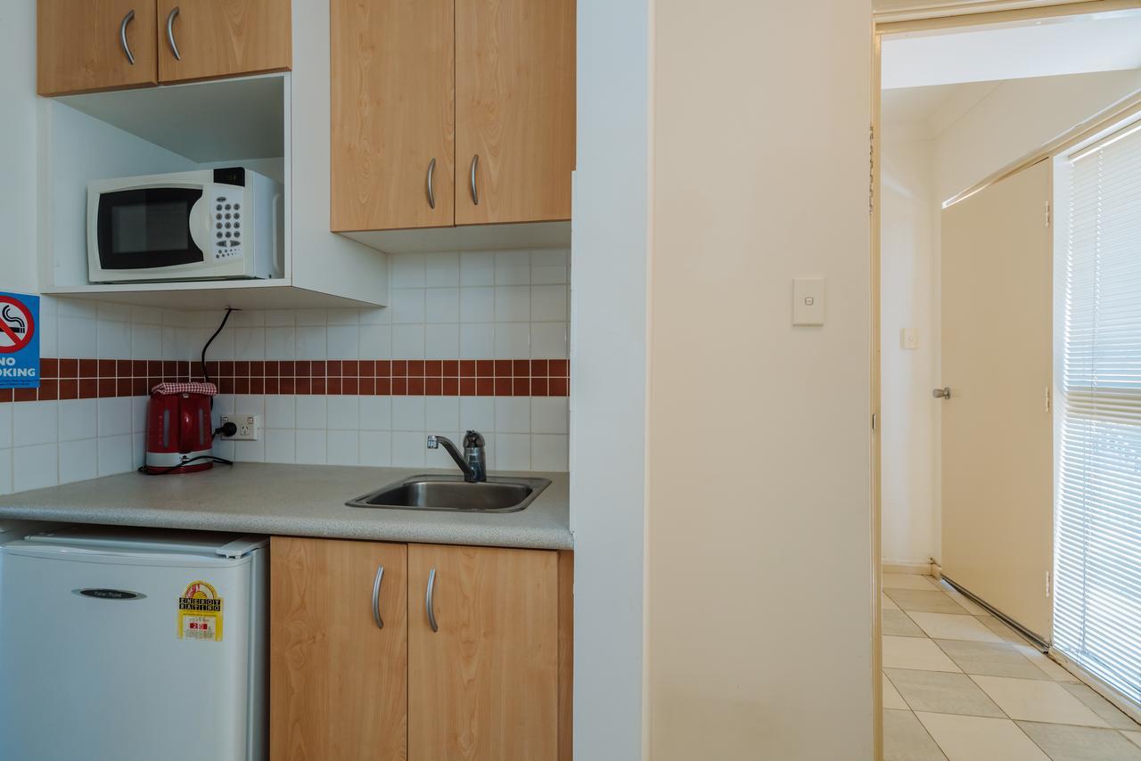 Canning Bridge Auto Lodge เพิร์ท ภายนอก รูปภาพ